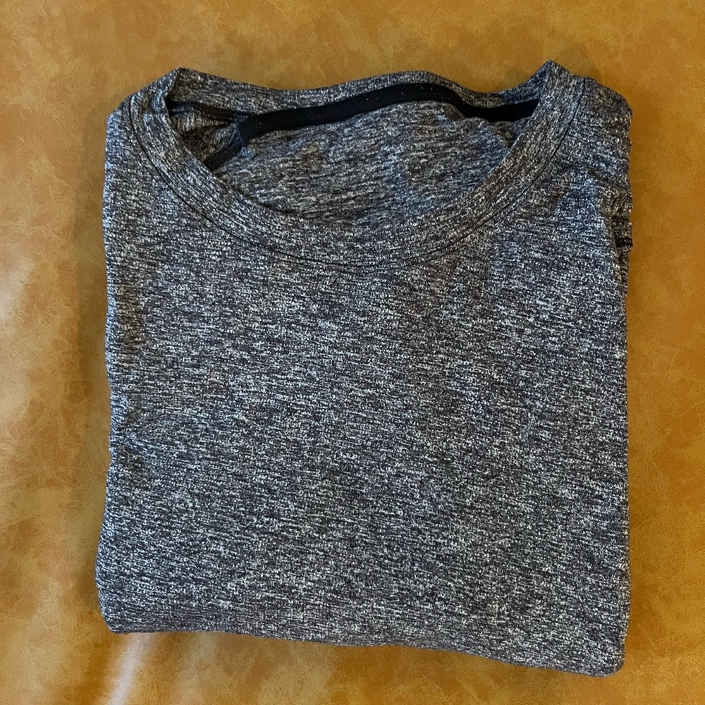 COPY - Lululemon Drysense Mesh Long Sleeve M